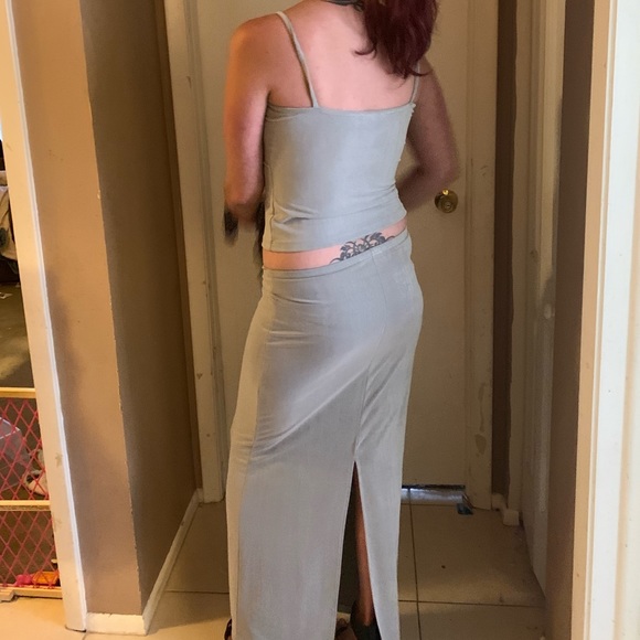 2 piece, slightly cropped tank with matching skirt - Picture 1 of 2